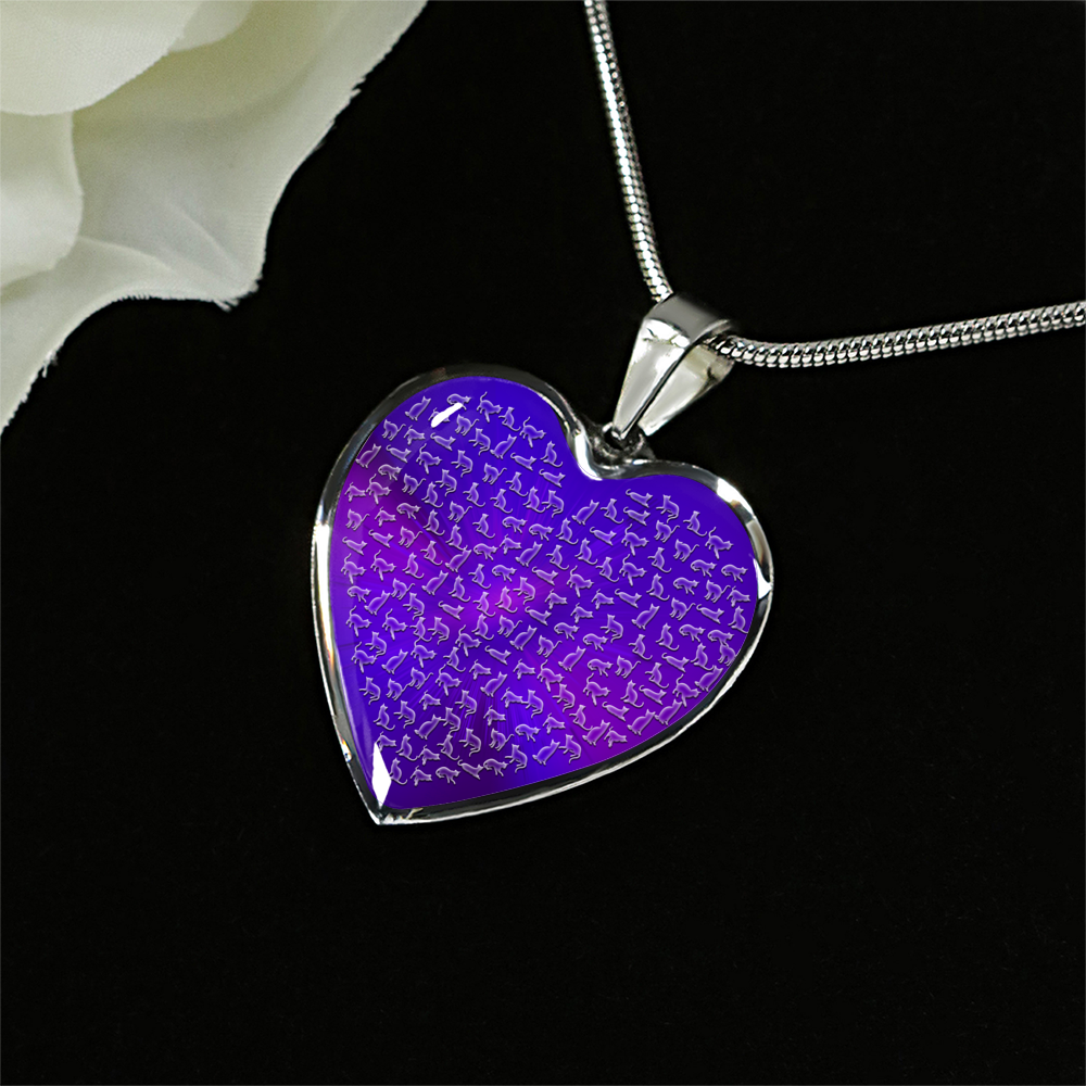 Cat Love Necklace - Adjustable Chain & Luxury Heart Pendant Black Background